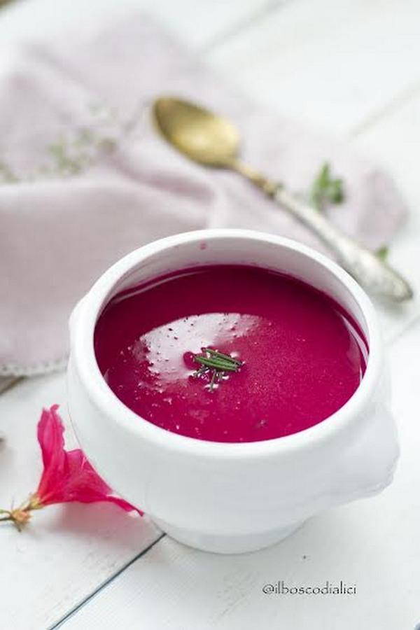 zuppa barbabietola