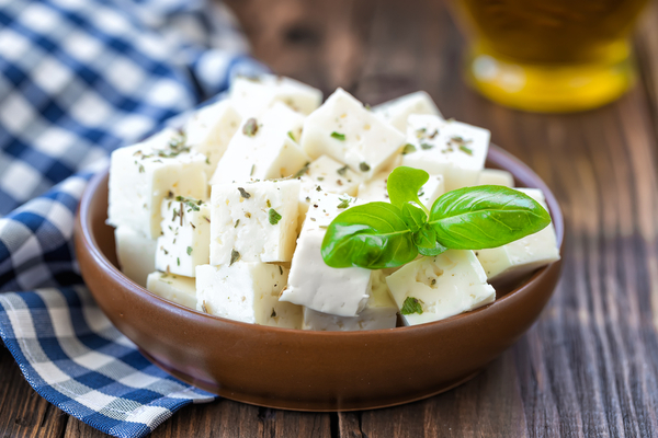 formaggi leggeri poche calorie