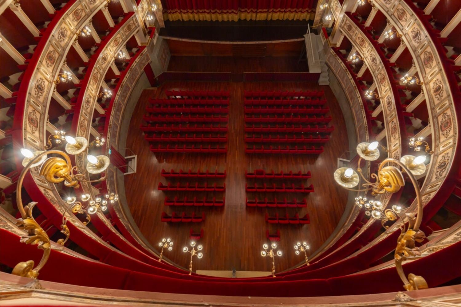 Teatro dell'Aquila, Fermo