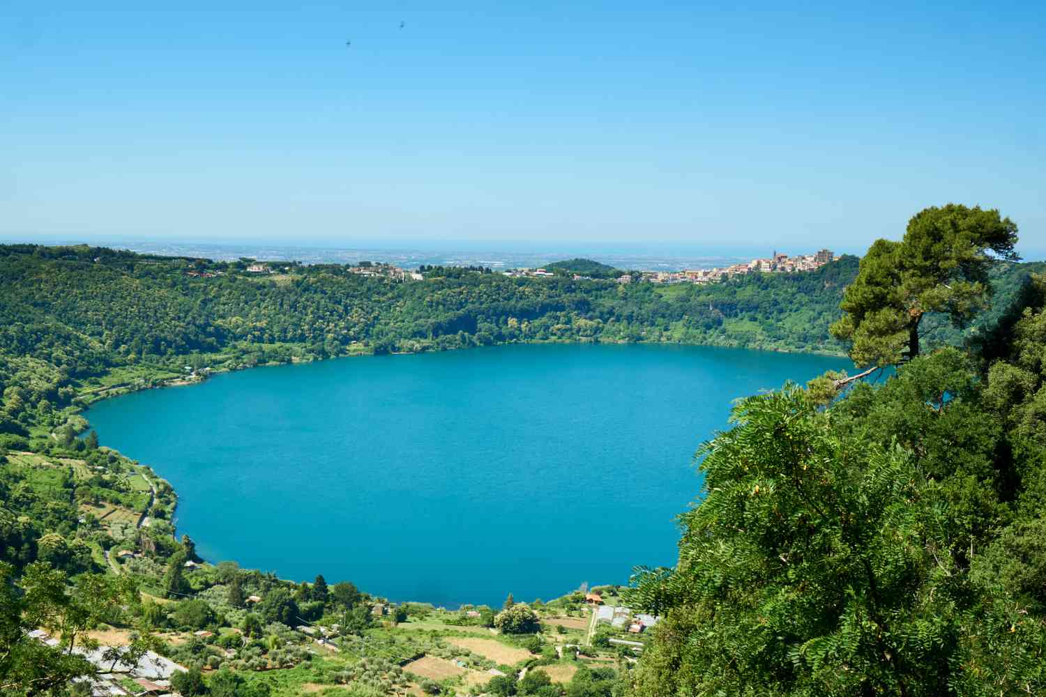 lago di nemi